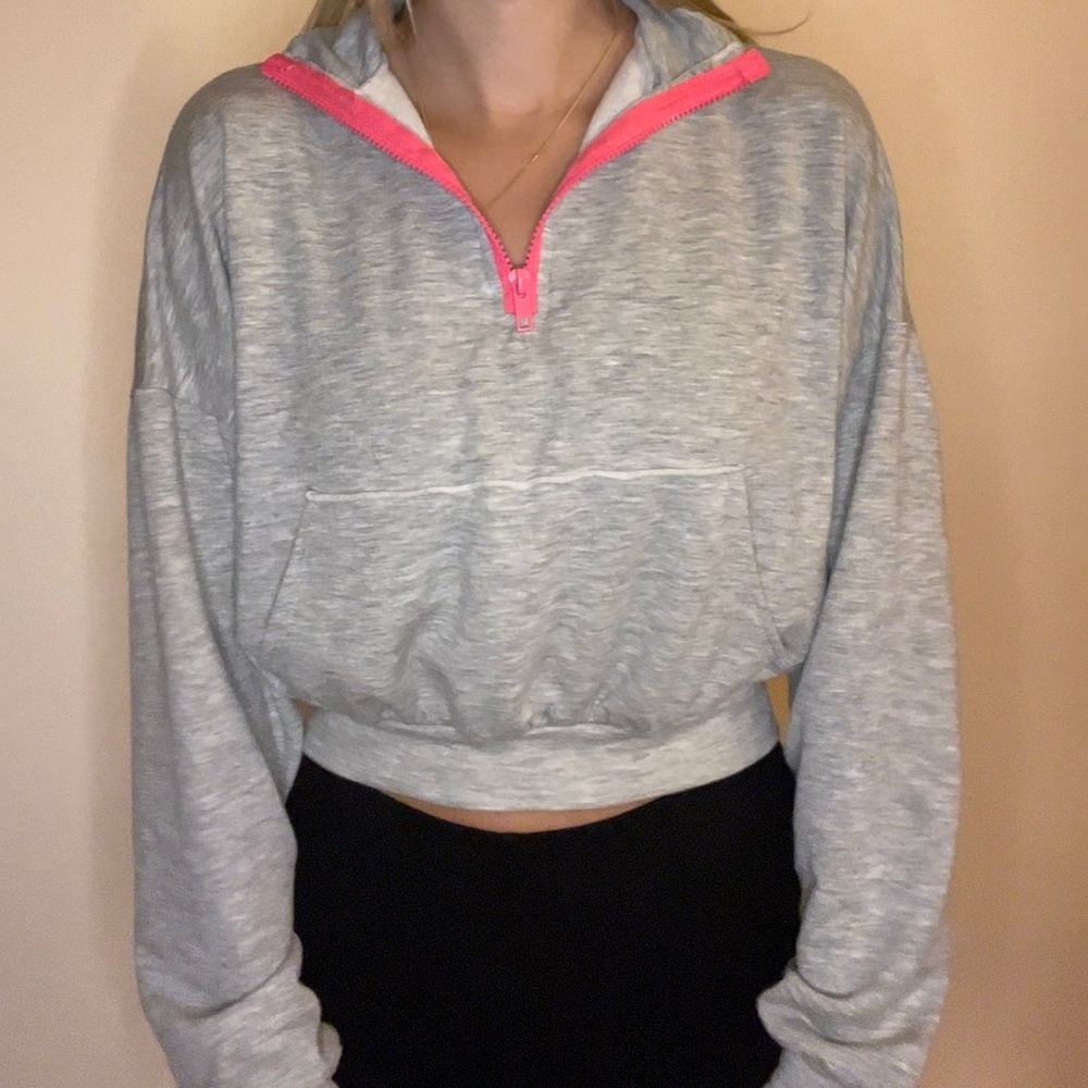 XS Light Grey Quarter Zip Pullover with Pink Zipper